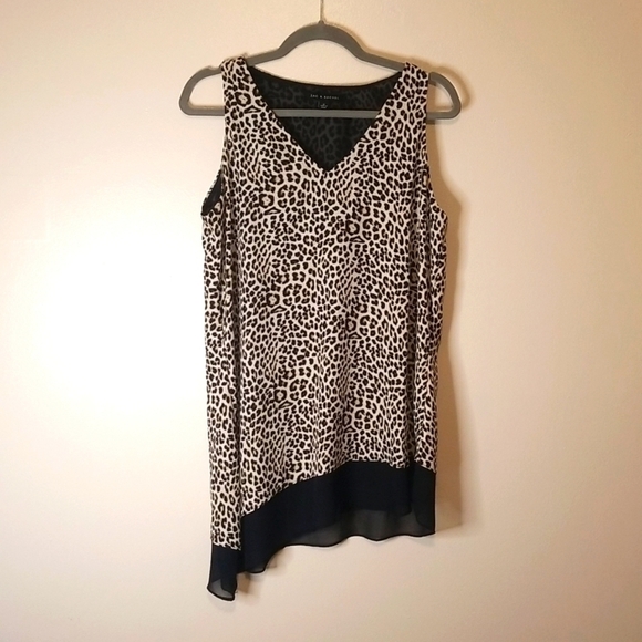 Zac & Rachel Tops - Zac and Rachel Animal Print Sleeveless V Neck Top Medium